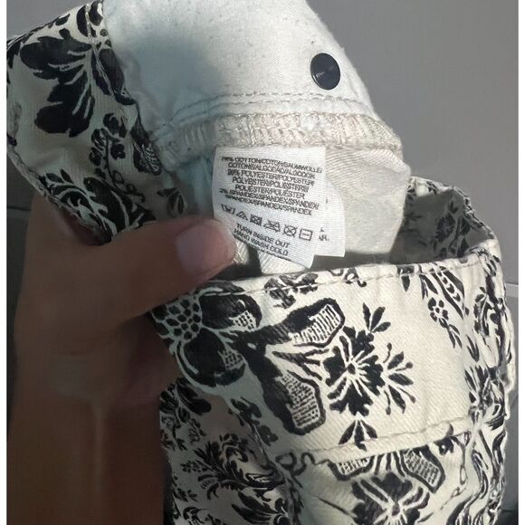 Free People Women's Black & White Abstract Skinny Leg Textured Pants Size 25 - Picture 4 of 5